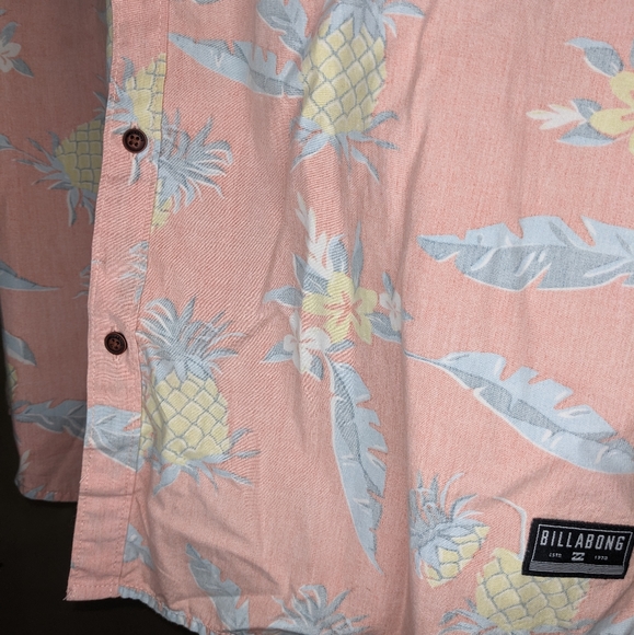 Billabong Muted Tropical Button Down - Picture 3 of 7